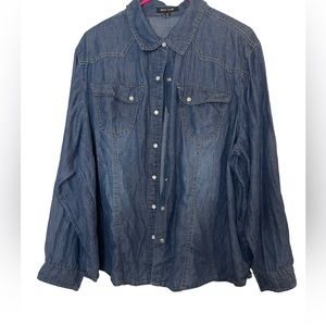 NEW LOOK Women’s Plus Blue Chambray Shirt